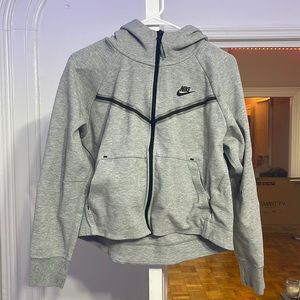 Nike tech women’s Windrunner